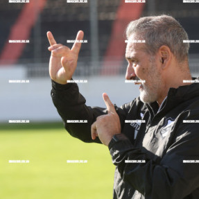 ΟΦΗ ΤΡΙΚΑΛΑ ΓΥΝΑΙΚΕΣ