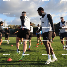 ΠΡΩΤΗ ΠΟΥΓΓΟΥΡΑ ΚΑΙ ΙΣΕΚΑ