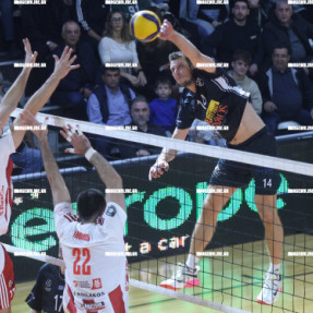 ΟΦΗ ΟΛΥΜΠΙΑΚΟΣ