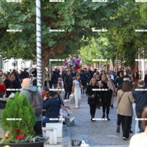 ΑΝΟΙΚΤΑ ΤΑ ΚΑΤΑΣΤΗΜΑΤΑ ΤΗΝ ΚΥΡΙΑΚΗ