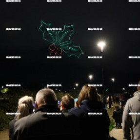 DRONE SHOW ΣΤΑ ΤΕΙΧΗ