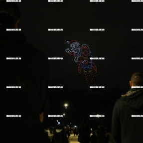 DRONE SHOW ΣΤΑ ΤΕΙΧΗ