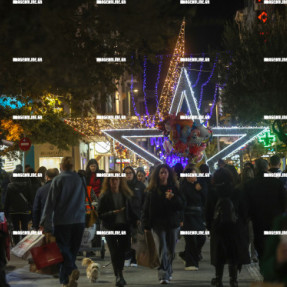 ΝΥΚΤΕΡΙΝΟ ΧΡΙΣΤΟΥΓΕΝΝΙΑΤΙΚΟ ΗΡΑΚΛΕΙΟ