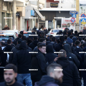 ΦΙΛΑΘΛΟΙ ΤΟΥ ΟΦΗ ΣΤΟ ΚΕΝΤΡΟ ΤΗΣ ΠΟΛΗΣ