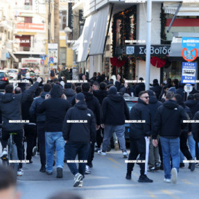 ΦΙΛΑΘΛΟΙ ΤΟΥ ΟΦΗ ΣΤΟ ΚΕΝΤΡΟ ΤΗΣ ΠΟΛΗΣ