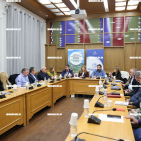 ΠΑΡΟΥΣΙΑΣΗ 12ΟΥ ΠΑΓΚΡΗΤΙΟΥ ΔΙΑΓΩΝΙΣΜΟΥ ΕΛΑΙΟΛΑΔΟΥ