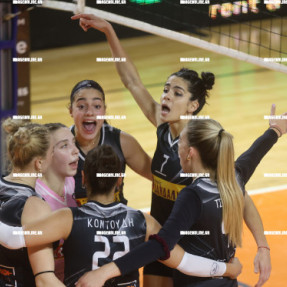 ΟΦΗ ΟΛΥΜΠΙΑΚΟΣ ΓΥΝΑΙΚΕΣ