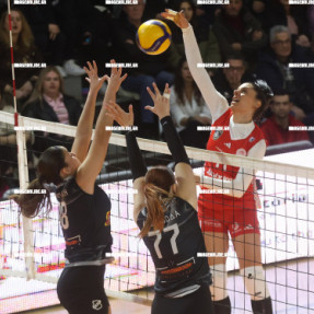 ΟΦΗ ΟΛΥΜΠΙΑΚΟΣ ΓΥΝΑΙΚΕΣ