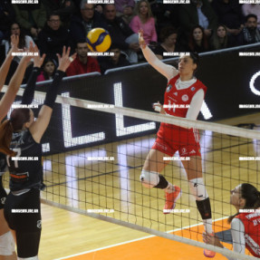 ΟΦΗ ΟΛΥΜΠΙΑΚΟΣ ΓΥΝΑΙΚΕΣ