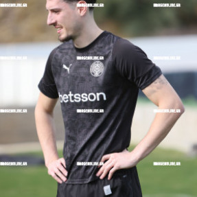 ΠΡΩΤΗ ΚΑΝΕΛΛΟΠΟΥΛΟΥ ΜΕ ΤΟΝ ΟΦΗ