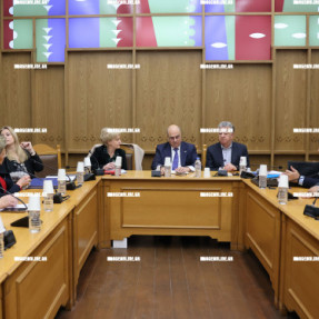 ΣΥΣΚΕΨΗ ΣΤΗΝ ΠΕΡΙΦΕΡΕΙΑ ΜΕ ΤΟΝ ΓΓ ΥΠΟΥΡΓΕΙΟΥ ΔΙΚΑΙΟΣΥΝΗΣ ΠΕΛΟΠΑ ΛΑΣΚΟ