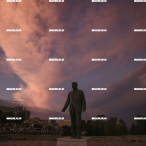 ΚΟΚΚΙΝΟΣ ΟΥΡΑΝΟΣ