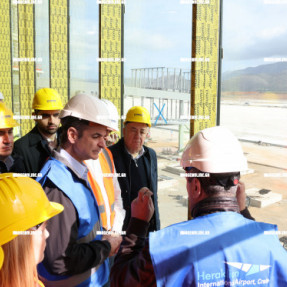 ΕΠΙΣΚΕΨΗ ΜΗΤΣΟΤΑΚΗ ΣΤΟ ΑΕΡΟΔΡΟΜΙΟ ΚΑΣΤΕΛΙΟΥ