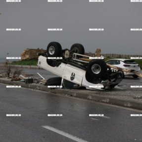 ΤΡΟΧΑΙΟ ΣΤΗΝ ΠΑΡΑΛΙΑΚΗ