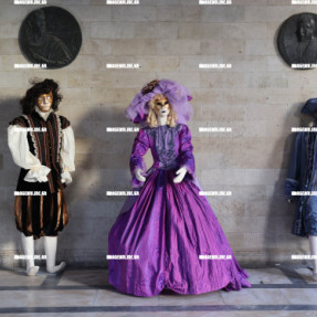 ΒΕΝΕΤΖΙΑΝΙΚΕΣ ΣΤΟΛΕΣ ΛΟΤΖΙΑ ΕΝΟΨΗ ΚΑΡΝΑΒΑΛΙΟΥ