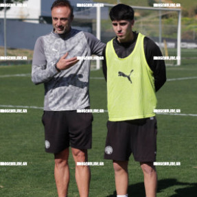 ΠΡΩΤΗ ΝΤΙΑΓΚΟ ΡΟΜΑΝΟ ΜΕ ΤΟΝ ΟΦΗ