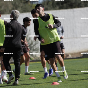 ΠΡΩΤΗ ΝΤΙΑΓΚΟ ΡΟΜΑΝΟ ΜΕ ΤΟΝ ΟΦΗ