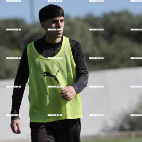 ΠΡΩΤΗ ΝΤΙΑΓΚΟ ΡΟΜΑΝΟ ΜΕ ΤΟΝ ΟΦΗ