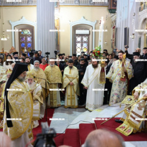 ΧΕΙΡΟΤΟΝΙΑ ΜΗΤΡΟΠΟΛΙΤΗ ΚΥΔΩΝΙΑΣ ΚΑΙ ΑΠΟΚΟΡΩΝΟΥ ΤΙΤΟΥ