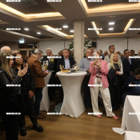 ΚΟΠΗ ΠΙΤΑΣ ΠΑΣΟΚ