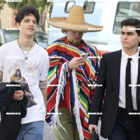 ΜΑΣΚΑΡΑΔΕΣ ΣΤΟ ΚΕΝΤΡΟ ΤΟΥ ΗΡΑΚΛΕΙΟΥ