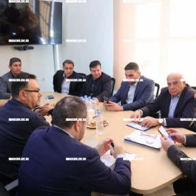 ΣΥΣΚΕΨΗ ΔΗΜΑΡΧΟΥ ΜΕ ΒΟΥΛΕΥΤΕΣ