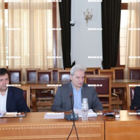 ΣΥΣΚΕΨΗ ΔΗΜΑΡΧΟΥ ΜΕ ΒΟΥΛΕΥΤΕΣ ΓΙΑ ΤΗΝ ΛΕΙΨΥΔΡΙΑ