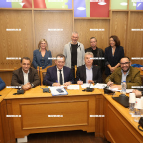 ΕΠΙΣΚΕΨΗ ΒΡΟΥΤΣΗ ΣΤΗΝ ΠΕΡΙΦΕΡΕΙΑ