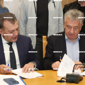 ΕΠΙΣΚΕΨΗ ΒΡΟΥΤΣΗ ΣΤΗΝ ΠΕΡΙΦΕΡΕΙΑ