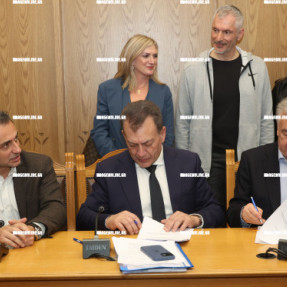 ΕΠΙΣΚΕΨΗ ΒΡΟΥΤΣΗ ΣΤΗΝ ΠΕΡΙΦΕΡΕΙΑ