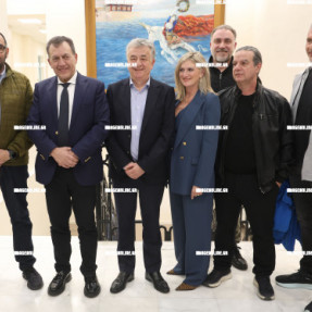 ΕΠΙΣΚΕΨΗ ΒΡΟΥΤΣΗ ΣΤΗΝ ΠΕΡΙΦΕΡΕΙΑ