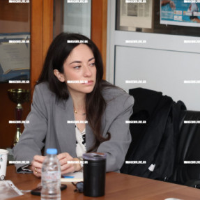 ΗΜΕΡΙΔΑ ΣΤΑ ΓΡΑΦΕΙΑ ΤΟΥ ΕΡΑΣΙΤΕΧΝΗ ΟΦΗ