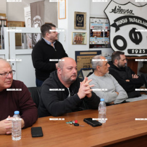 ΗΜΕΡΙΔΑ ΣΤΑ ΓΡΑΦΕΙΑ ΤΟΥ ΕΡΑΣΙΤΕΧΝΗ ΟΦΗ