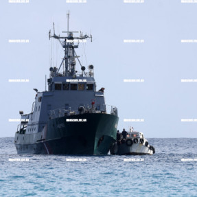 ΝΑΥΑΓΙΟ ΜΕ ΜΕΤΑΝΑΣΤΕΣ ΑΝΟΙΚΤΑ ΑΠΟ ΤΟΥΣ ΚΑΛΟΥΣ ΛΙΜΕΝΕΣ