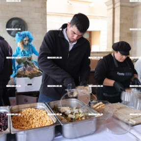 ΚΟΥΛΟΥΜΑ ΣΤΗΝ ΑΛΙΚΑΡΝΑΣΣΟ - ΚΑΡΑΒΟΛΑ - ΛΟΤΖΙΑ