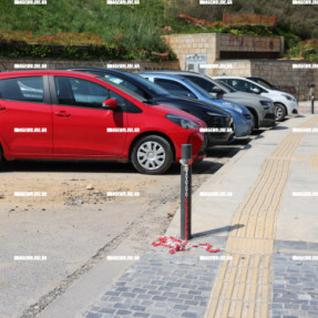 ΠΑΡΚΙΝΓΚ ΣΤΑ ΤΕΙΧΗ