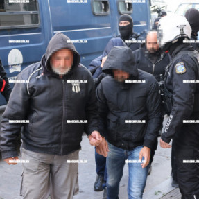 ΣΤΑ ΔΙΚΑΣΤΗΡΙΑ ΓΙΑ ΤΗΝ ΥΠΟΘΕΣΗ ΕΜΠΟΡΙΑΣ ΑΝΘΡΩΠΩΝ