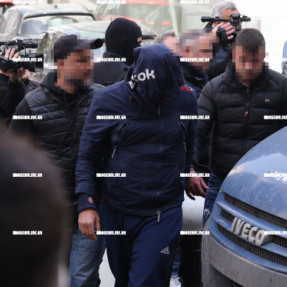 ΣΤΑ ΔΙΚΑΣΤΗΡΙΑ ΓΙΑ ΤΗΝ ΥΠΟΘΕΣΗ ΕΜΠΟΡΙΑΣ ΑΝΘΡΩΠΩΝ