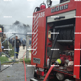 ΦΩΤΙΑ ΣΕ ΚΟΝΤΕΙΝΕΡ ΣΤΙΣ ΜΑΛΑΔΕΣ