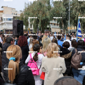 ΚΑΤΑΘΕΣΗ ΣΤΕΦΑΝΩΝ ΜΑΘΗΤΩΝ