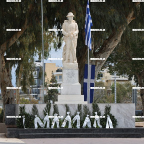 ΚΑΤΑΘΕΣΗ ΣΤΕΦΑΝΩΝ ΜΑΘΗΤΩΝ