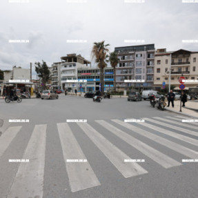 ΧΑΜΗΛΗ ΚΙΝΗΣΗ ΑΠΟ ΑΥΤΟΚΙΝΗΤΑ ΣΤΟ ΚΕΝΤΡΟ