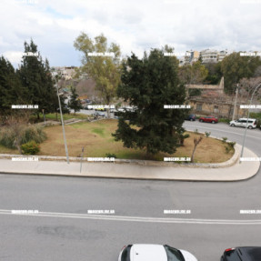 ΧΑΜΗΛΗ ΚΙΝΗΣΗ ΑΠΟ ΑΥΤΟΚΙΝΗΤΑ ΣΤΟ ΚΕΝΤΡΟ