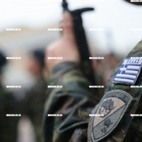 ΚΑΤΑΘΕΣΗ ΣΤΕΦΑΝΩΝ ΓΙΑ ΤΗΝ 25 ΜΑΡΤΙΟΥ