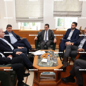 ΣΥΣΚΕΨΗ ΣΚΡΕΚΑ ΜΕ ΔΗΜΑΡΧΟΥΣ ΣΤΗΝ ΠΕΡΙΦΕΡΕΙΑ