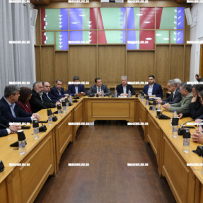 ΣΥΣΚΕΨΗ ΣΚΡΕΚΑ ΜΕ ΔΗΜΑΡΧΟΥΣ ΣΤΗΝ ΠΕΡΙΦΕΡΕΙΑ