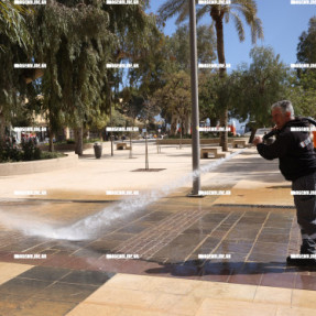 ΞΕΠΛΥΜΑ ΚΑΤΑΣΤΗΜΑΤΩΝ ΑΠΟ ΤΗΝ ΛΑΣΠΗ