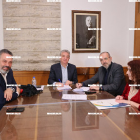 ΥΠΟΓΡΑΦΗ ΣΥΜΒΑΣΗΣ ΠΕΡΙΦΕΡΕΙΑΣ ΜΕ ΤΟΝ ΟΔΟΝΤΙΑΤΡΙΚΟ ΣΥΛΛΟΓΟ