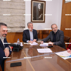 ΥΠΟΓΡΑΦΗ ΣΥΜΒΑΣΗΣ ΠΕΡΙΦΕΡΕΙΑΣ ΜΕ ΤΟΝ ΟΔΟΝΤΙΑΤΡΙΚΟ ΣΥΛΛΟΓΟ