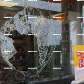 ΔΙΑΡΡΗΞΗ ΣΕ ΒΕΝΖΙΝΑΔΙΚΟ ΣΤΗΝ ΠΑΡΑΛΙΑΚΗ